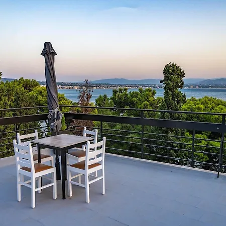 Hotel Genesis Hotel 4*