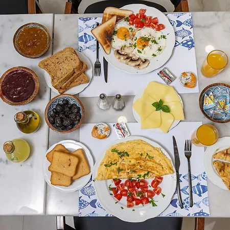 Genesis 4* Loutráki