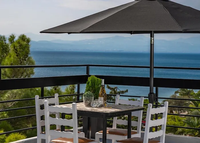 Отель Genesis Като-Лутраки