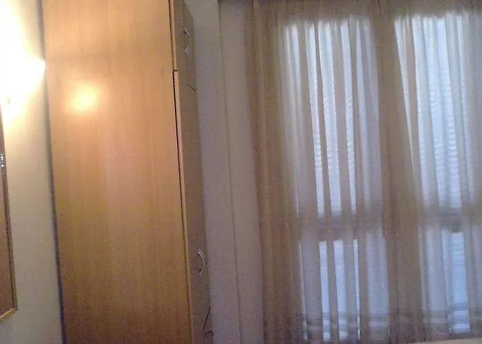 Genesis מלון Káto Loutrákion