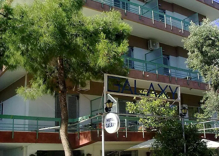 Отель Genesis Като-Лутраки